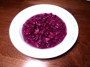 A bowl of kidney beans